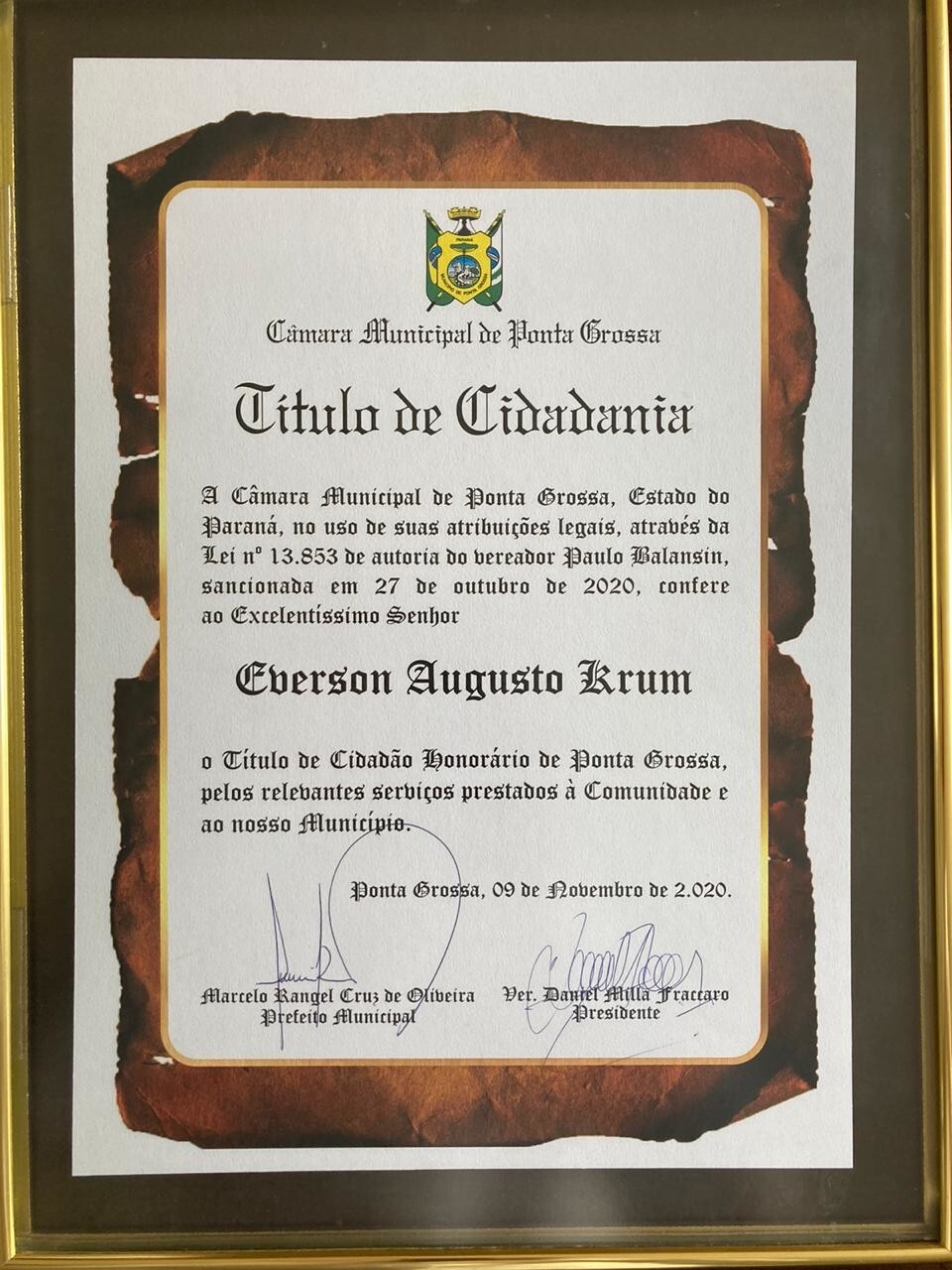 dr-everson-krum-recebe-titulo-de-cidadao-honorario-de-ponta-grossa