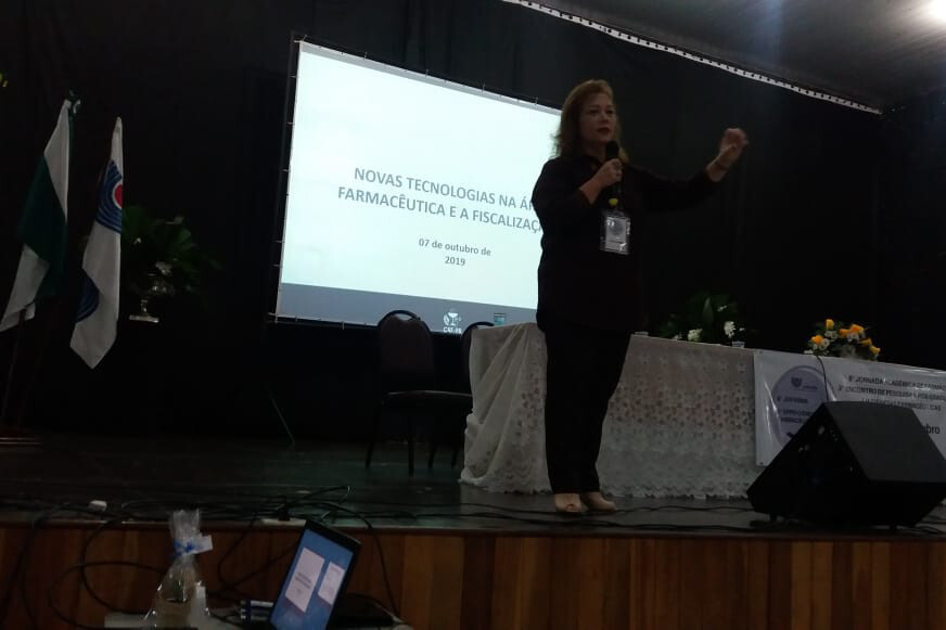 crf-pr-participa-da-viii-jornada-de-farmacia-da-unioeste