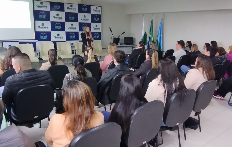 crf-pr-e-secretaria-de-saude-de-goioere-realizam-palestra-sobre-seguranca-e-prevencao-de-erros-na-prescricao