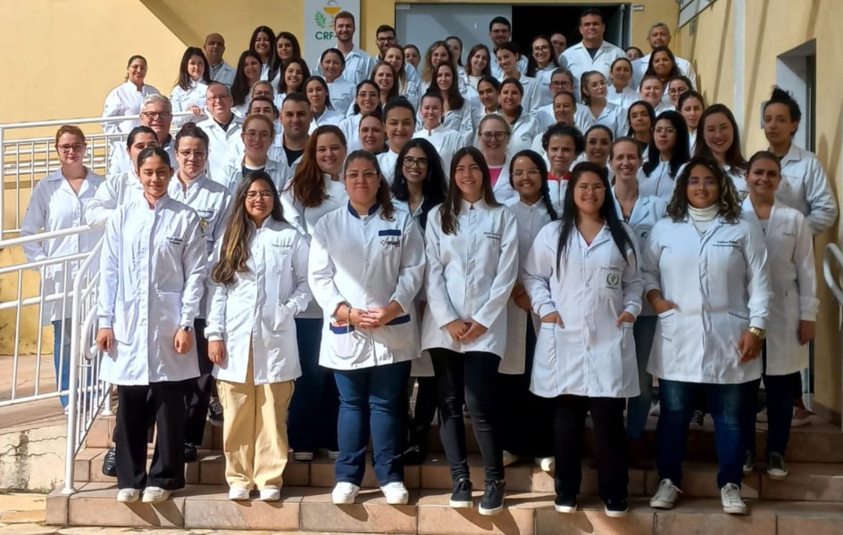 mais-uma-edicao-de-sucesso-do-curso-cuidados-farmaceuticos-na-administracao-de-injetaveis-e-realizado-em-curitiba