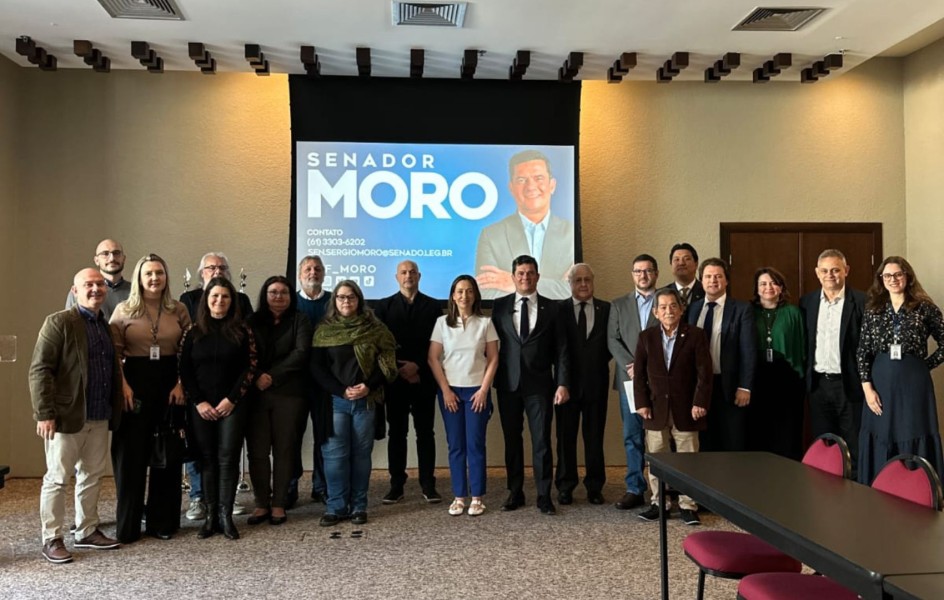 dialogos-com-o-senador-crf-pr-e-convidado-de-moro-em-evento-realizado-em-curitiba